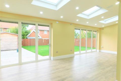 undefined, Ruth King Close, Colchester CO3