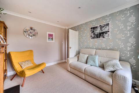 3 bedroom semi-detached house for sale, Hollies Avenue, West Byfleet, KT14