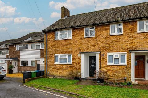 2 bedroom maisonette for sale, Tedder Close, Chessington KT9