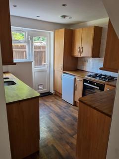 2 bedroom maisonette for sale, Tedder Close, Chessington KT9