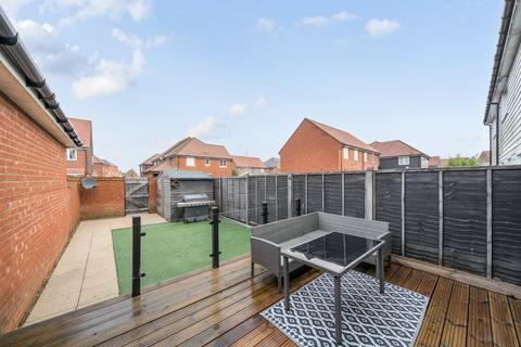 2 bedroom terraced house for sale, Wagtail Walk, Finberry TN25 7GE