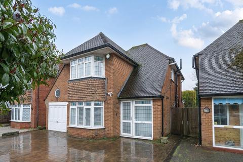 undefined, Long Lane, Ickenham