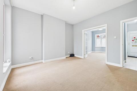 3 bedroom terraced house to rent, Talbot Road, Smethwick B66