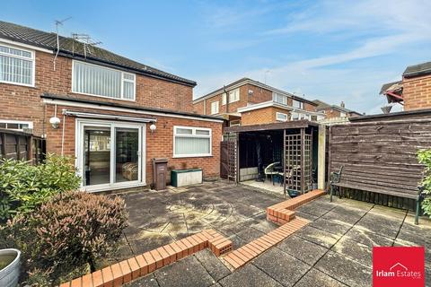 3 bedroom semi-detached house for sale, Broadway, Irlam, M44