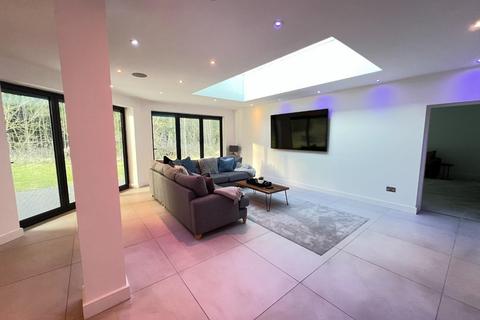 6 bedroom detached house for sale, Manorside, Wynyard, Billingham