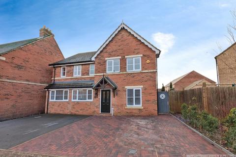 5 bedroom house for sale, Groves Crescent, Stamford
