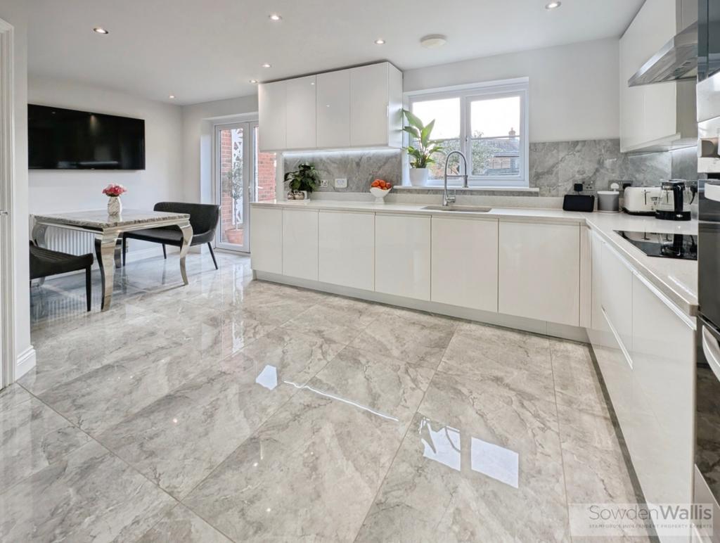 Breakfast Kitchen