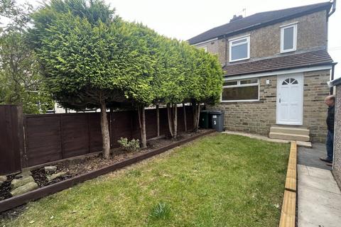 2 bedroom semi-detached house to rent, 5 Glenaire, Shipley, BD18 1EN