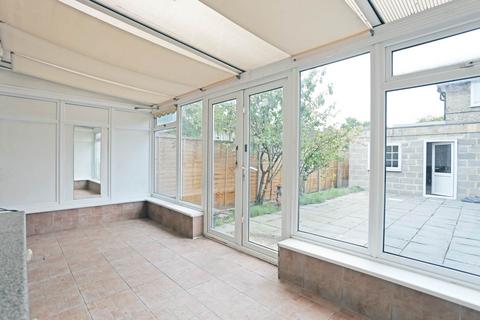 3 bedroom terraced house for sale, Chaplin Road, Dagenham
