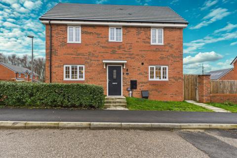 3 bedroom semi-detached house for sale - White Bridge Close, Standish, Wigan WN6 0FN