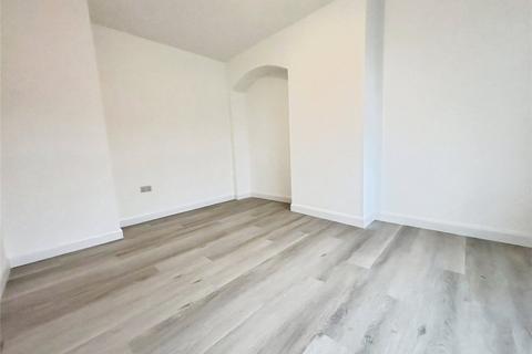 3 bedroom end of terrace house to rent, Bentworth Road, London, W12