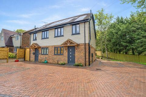 4 bedroom semi-detached house for sale, Battle Road, St. Leonards-On-Sea