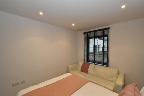 2 bedroom flat to rent, 4 Maida Vale, W9