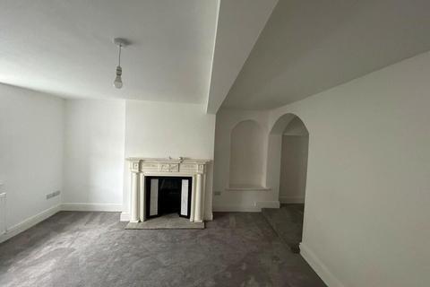 3 bedroom house to rent, Gawthorpe View, Burnley