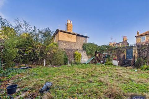 3 bedroom house for sale, Blackheath Road , Greenwich , London