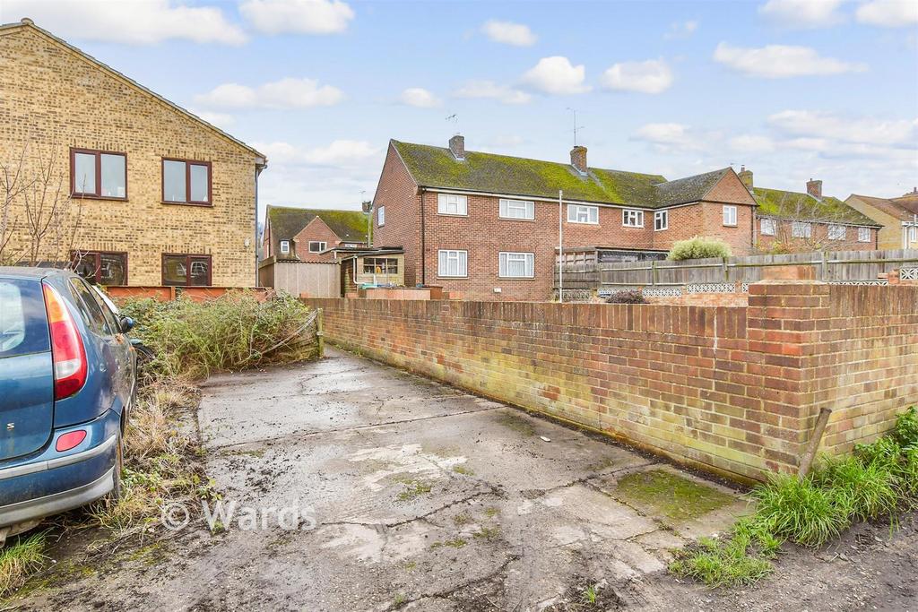 Driveway/Parking