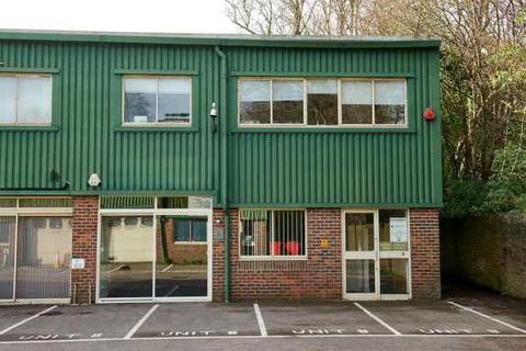 Distribution warehouse to rent, Bridge Rd Haywards Heath RH16 1TX