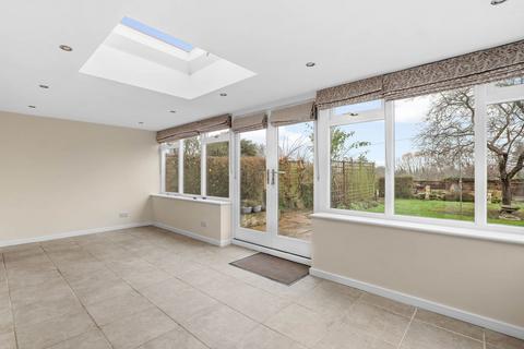 undefined, 11 Orchard Drive, Little Comberton, Pershore, Worcestershire.  WR10 3EN