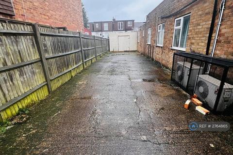 undefined, Breamar Avenue, London, CR2