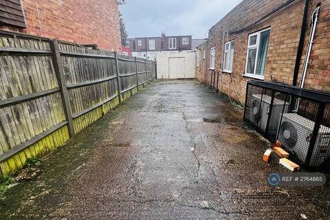 undefined, Breamar Avenue, London, CR2