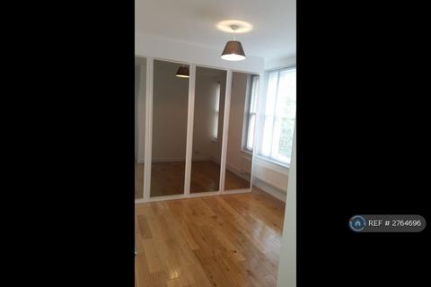 1 bedroom flat to rent, Henson Court, London, N5