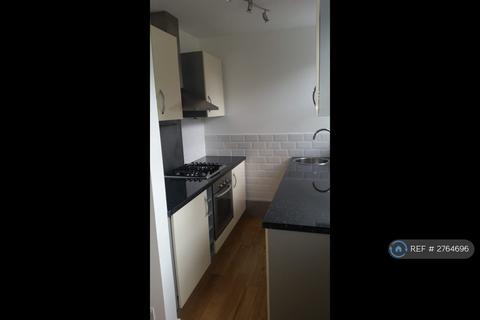 1 bedroom flat to rent, Henson Court, London, N5