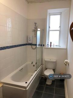 2 bedroom flat to rent, London Road, Glasgow, G40