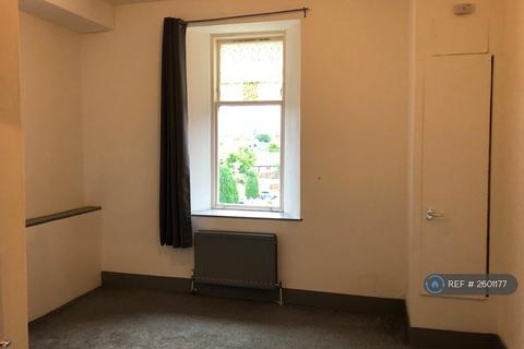 2 bedroom flat to rent, London Road, Glasgow, G40