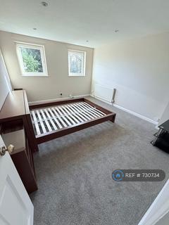 3 bedroom end of terrace house to rent, Greenwood Close, Sidcup, DA15