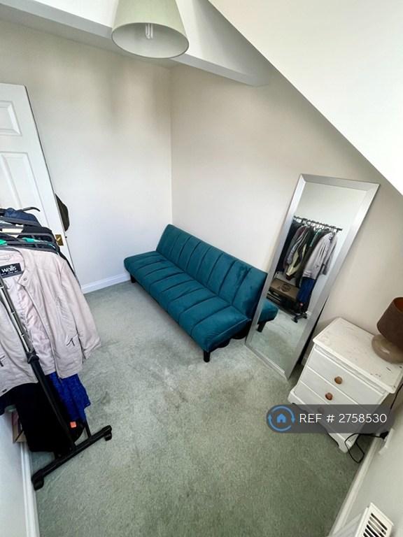 Bedroom 2 (Single)
