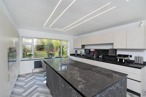 undefined, Mount Rise, Leeds LS17