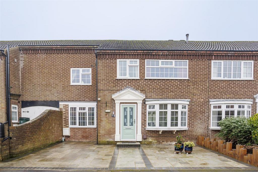 7 Croft Court 37.jpg