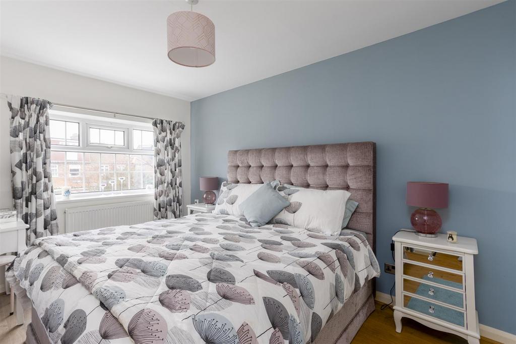 7 Croft Court 34.jpg