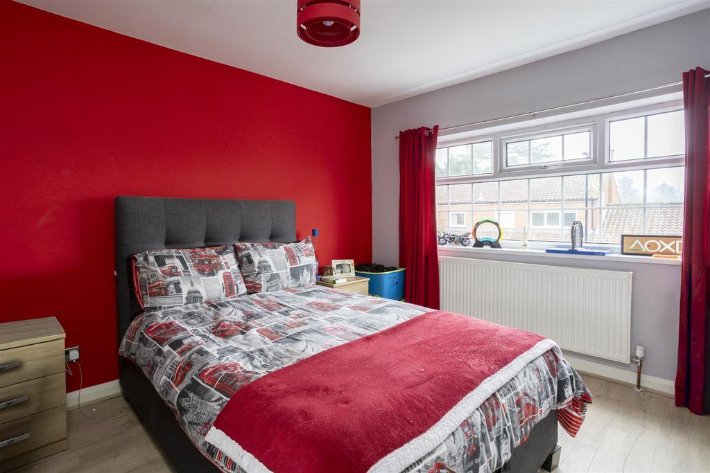 7 Croft Court 36.jpg