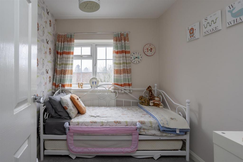 7 Croft Court 35.jpg