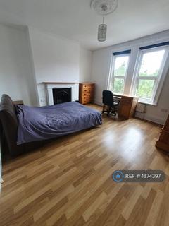 7 bedroom semi-detached house to rent, Spear Road, Southampton, SO14