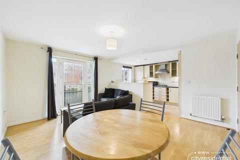 2 bedroom apartment for sale, City Quay, Liverpool