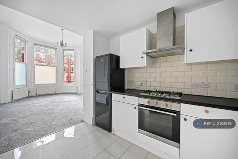 2 bedroom flat to rent, Sutherland Avenue, London, W9