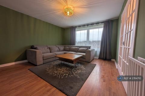 2 bedroom flat to rent, North Hillhousefield, Edinburgh, EH6