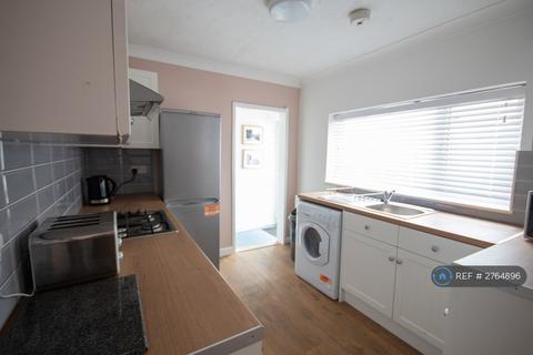 5 bedroom terraced house to rent, Jessie Road, Southsea, PO4