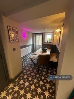 4 bedroom semi-detached house to rent, Oxford Street, Whitstable, CT5