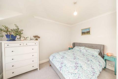 1 bedroom flat for sale, Upper Richmond Road West, London SW14