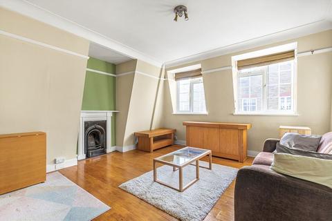 2 bedroom flat for sale, Twickenham Road, Richmond TW9