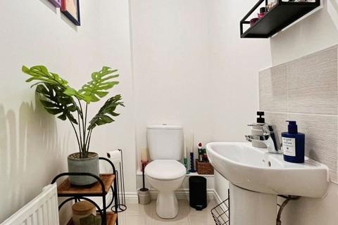 2 bedroom end of terrace house for sale, Ryeland Way, Bridgefield