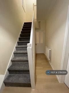 3 bedroom terraced house to rent, Balderstone Road, Rochdale, OL11