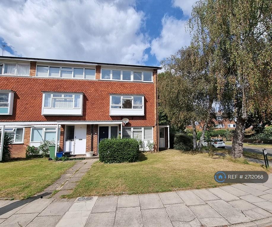 End Of Terrace Maisonette
