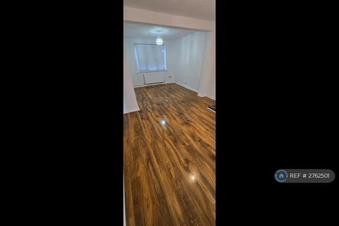 undefined, Woodside Close, Rainham, RM13