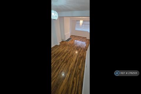 undefined, Woodside Close, Rainham, RM13