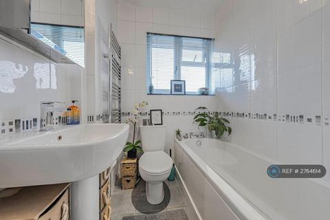 undefined, Redfern Avenue, Whitton, TW4