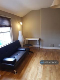 1 bedroom flat to rent, Bedford Hill, London, SW12